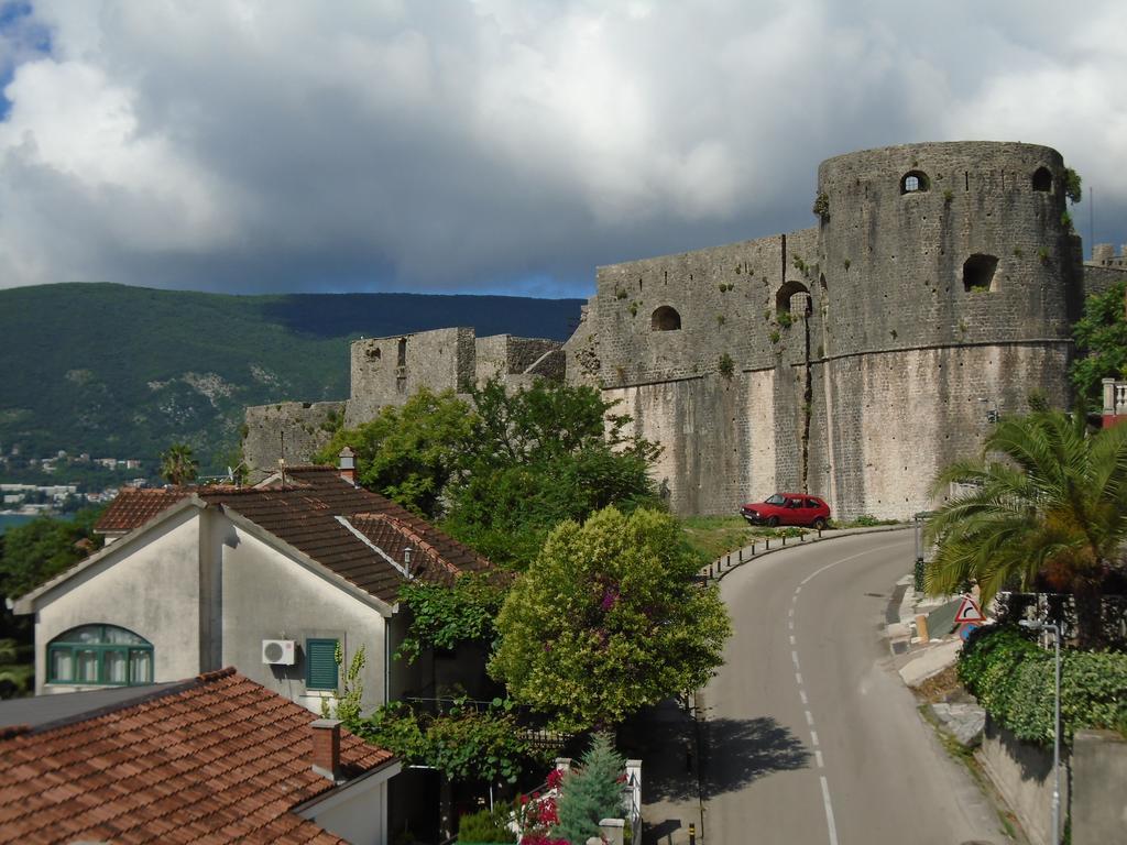 Apartments Kanli Kula Herceg Novi Exterior foto